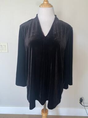 Chicos Travelers Velvet V Neck Kimono 3/4 Sleeve Top Blouse Black Size 3 NWT XL